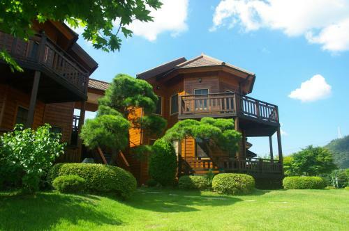 Ecran Pension