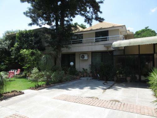 Hostal Horizon Luxury Guesthouse