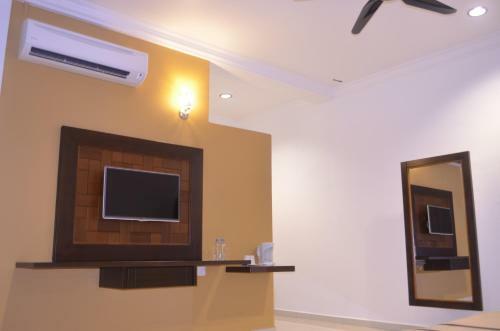 Hotel Lsh Rest House