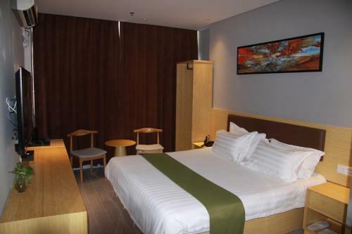 Hotel Motel Shanghai Hongjing Road