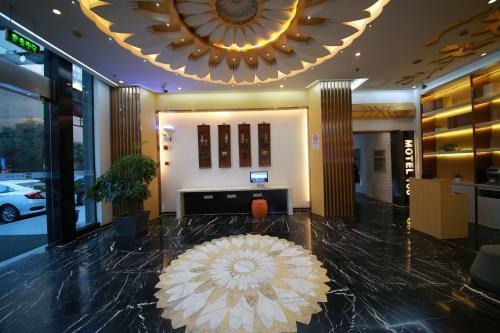 Hotel Motel Shanghai Hongjing Road
