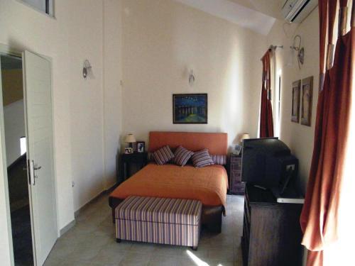 Holiday Home Kamena Vourla With A Fireplace 03