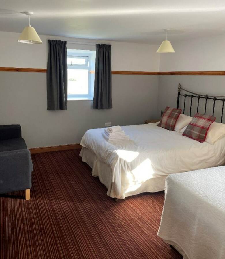 Bed & Breakfast Chevin End Guest House