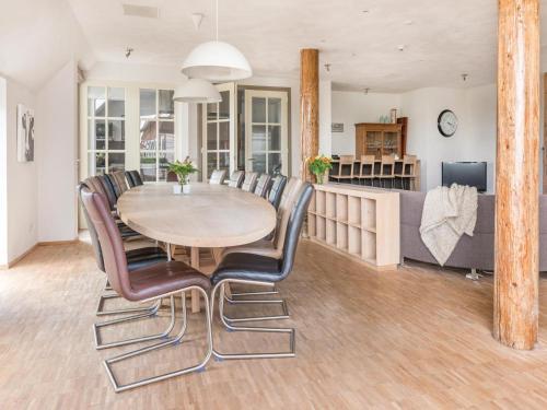 Holiday Home De Turfhoeke 04