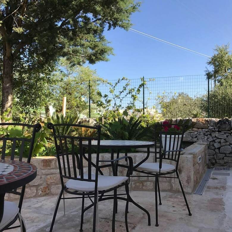 Hostal Marinella Suite Home