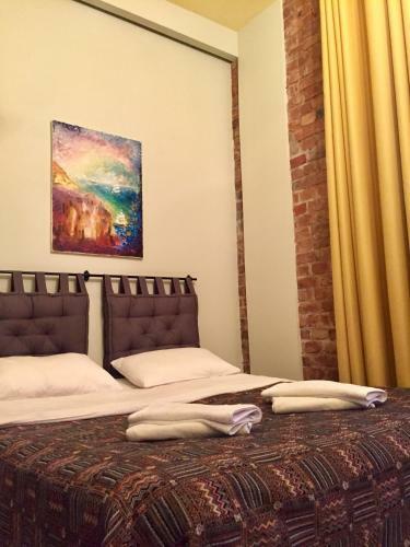 Apple Paradise Apartments