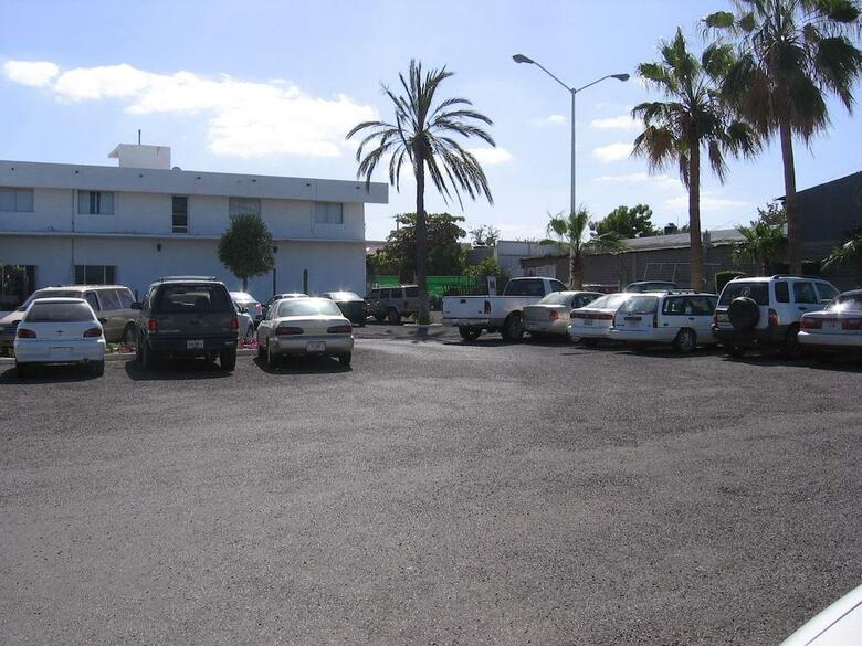 Hotel Hacienda Bugambilias