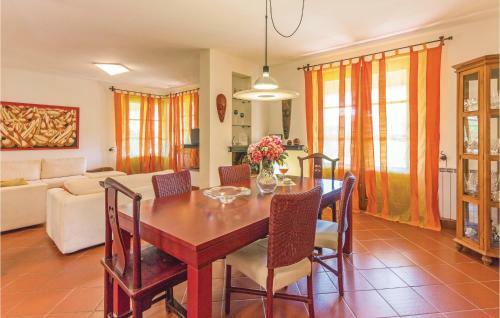 Holiday Home Casa Bianca 04