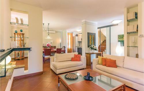 Holiday Home Casa Bianca 04