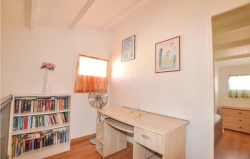 Holiday Home Saint Cyprien Plage 01