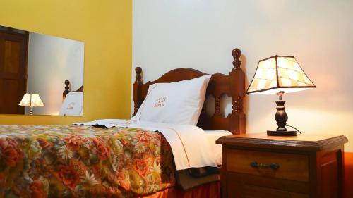 Albergue Hotel Karajia