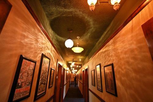 Hotel Mcmenamins Kennedy School