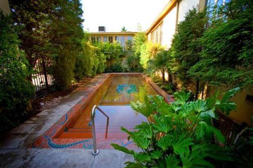 Hotel Mcmenamins Kennedy School