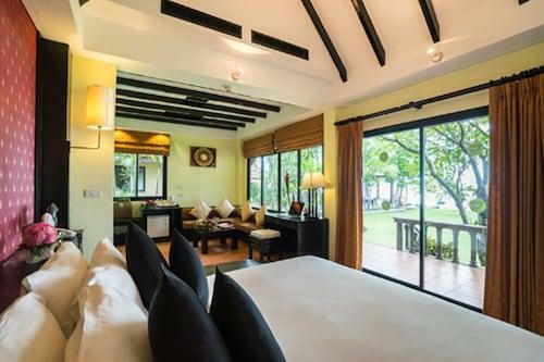 Hotel Khao Lak Emerald Beach Resort & Spa