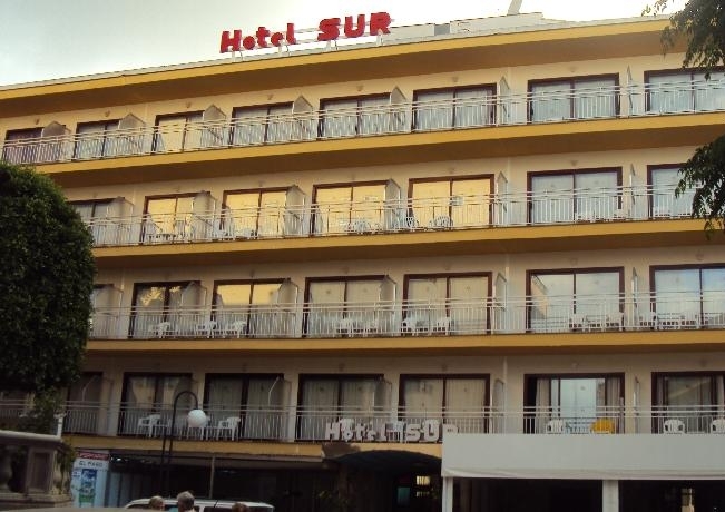 Sur Beach Hotel