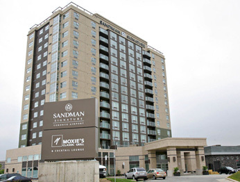 Sandman Signature Hotel Toronto Airport