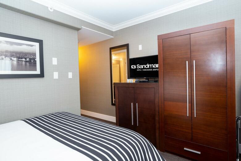 Sandman Hotel Vancouver Airport