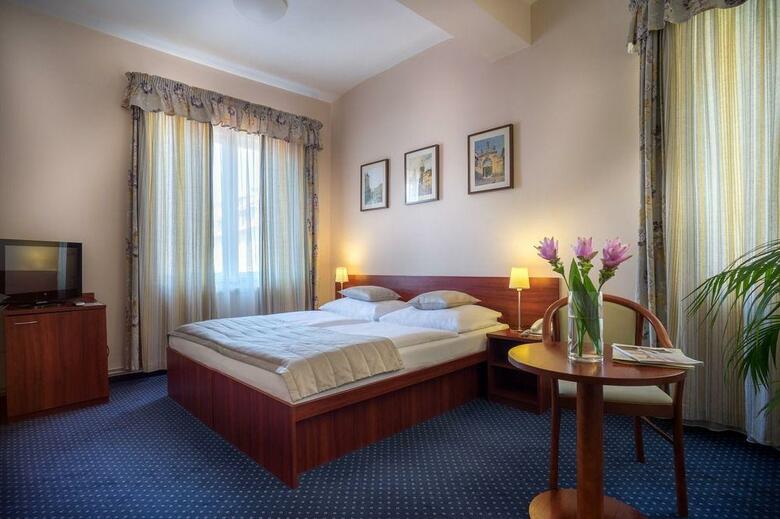 Hotel Kampa Garden