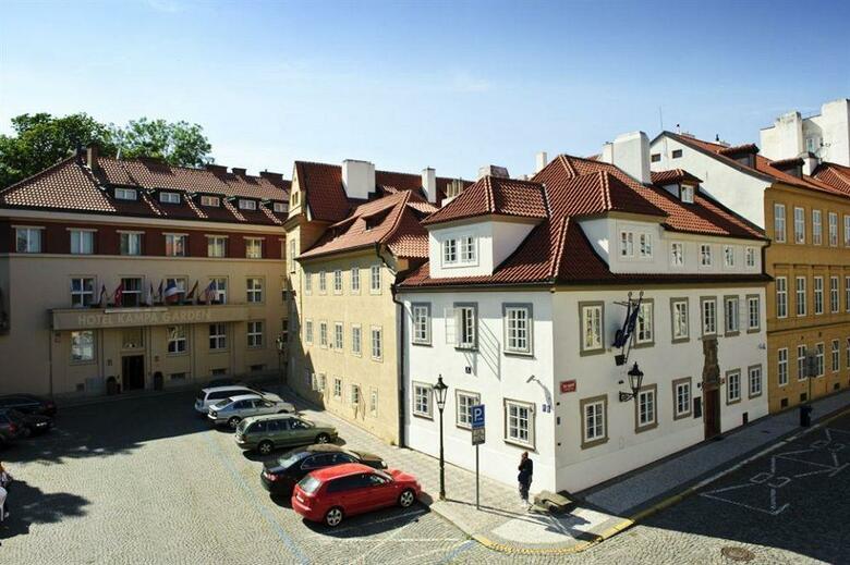 Hotel Kampa Garden