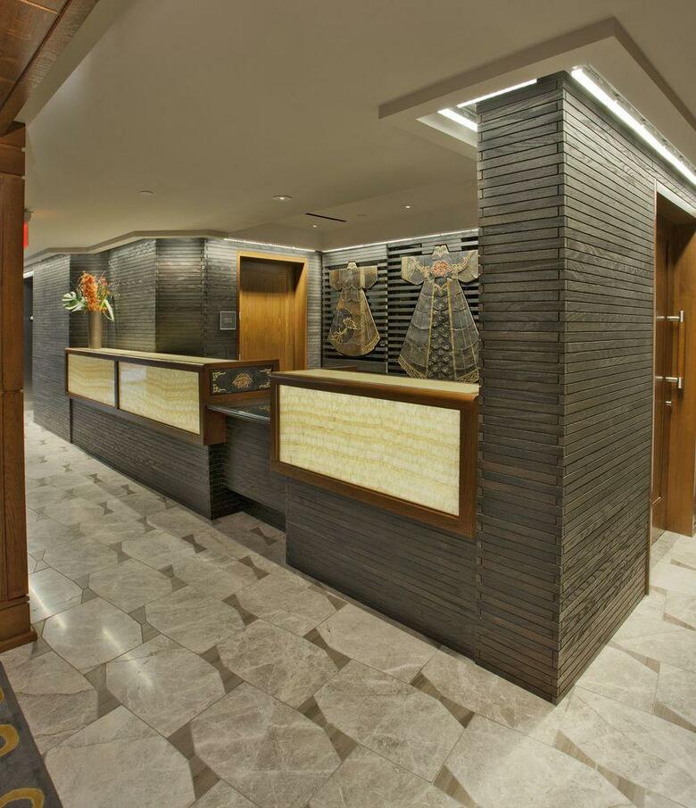 Morrison Clark Hotel