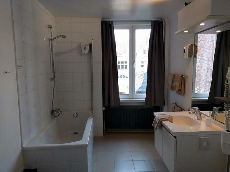 Canalview Hotel Ter Reien