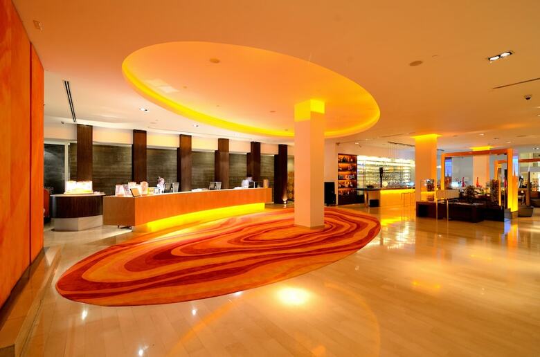 Hotel Dusitd2 Chiang Mai