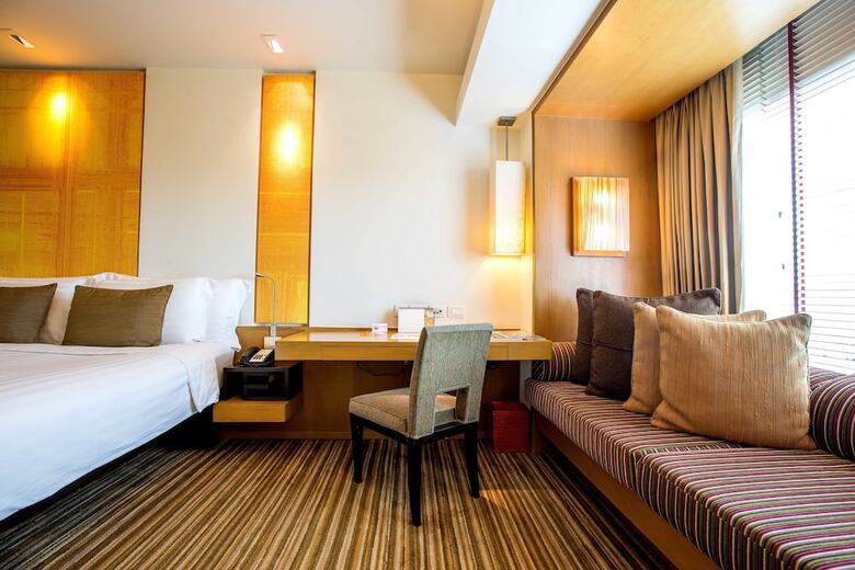 Hotel Dusitd2 Chiang Mai