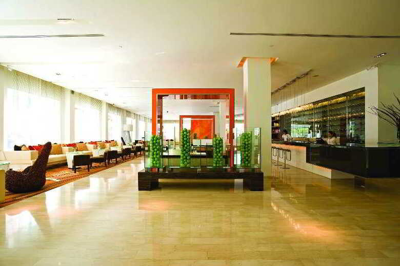 Hotel Dusitd2 Chiang Mai