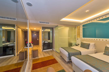 Great Fortune Hotel & Spa