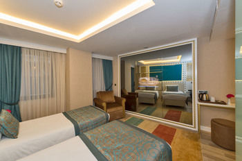 Great Fortune Hotel & Spa