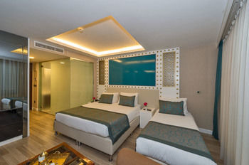 Great Fortune Hotel & Spa