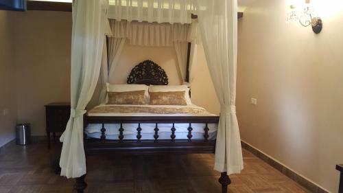 Casa Menezes - The Goan Heritage Homestay