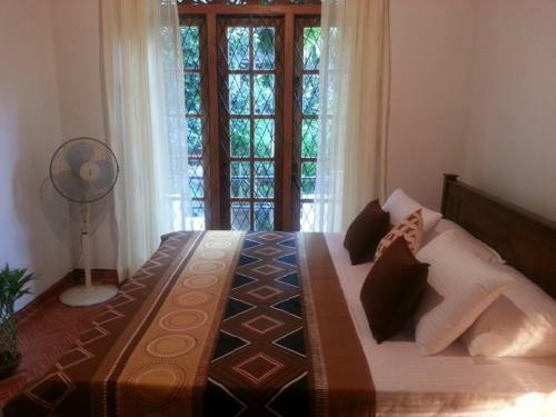 Uyan Apartment