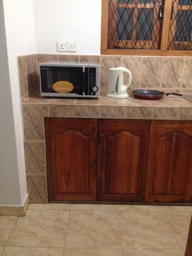 Uyan Apartment