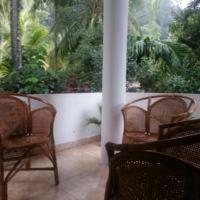 Uyan Apartment