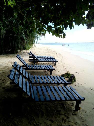 Hostal Sayuri Beach Hotel
