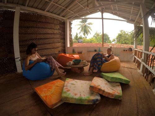 Hostal Happyshack Hostel