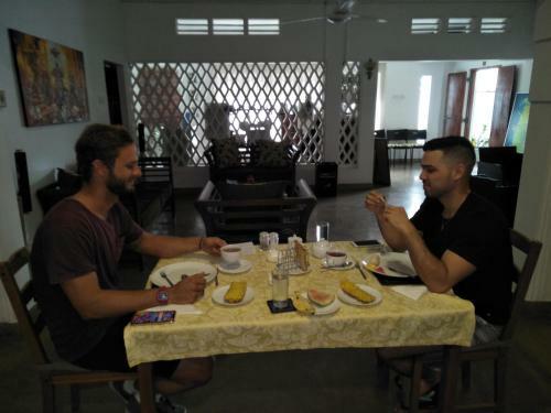 Hostal Dions Guest House