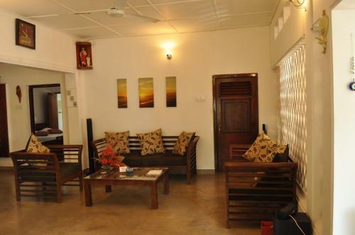 Hostal Dions Guest House