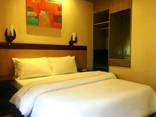 Baguio Holiday Villas