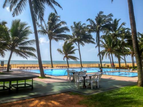 Camelot Beach Hotel