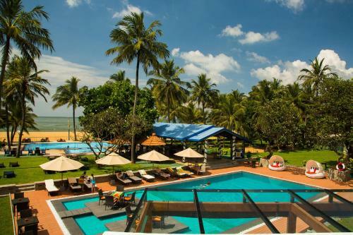 Camelot Beach Hotel
