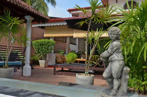 Hostal Ayubowan Guesthouse