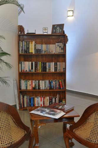 Hostal Ayubowan Guesthouse