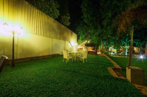 Airport City Hub Hotel