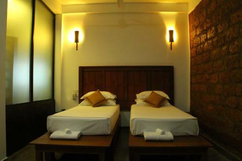 Airport City Hub Hotel