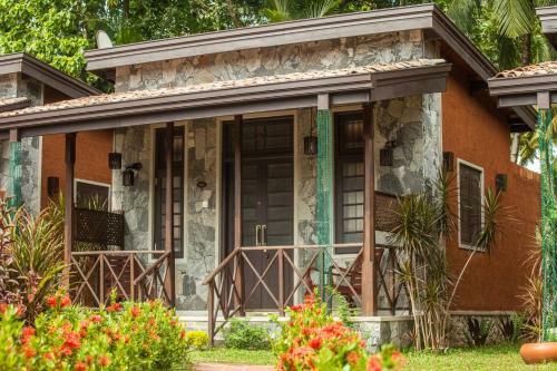 Villa Pinnawala & Restaurant