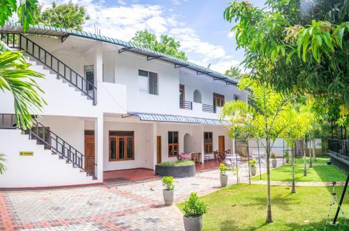 Hostal Singha Guest House