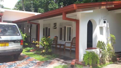 Hostal Devi Tourist Home