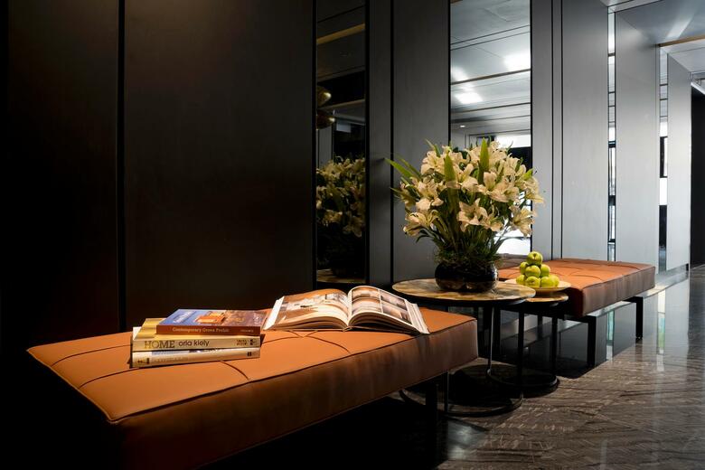 Hotel 81 Opera